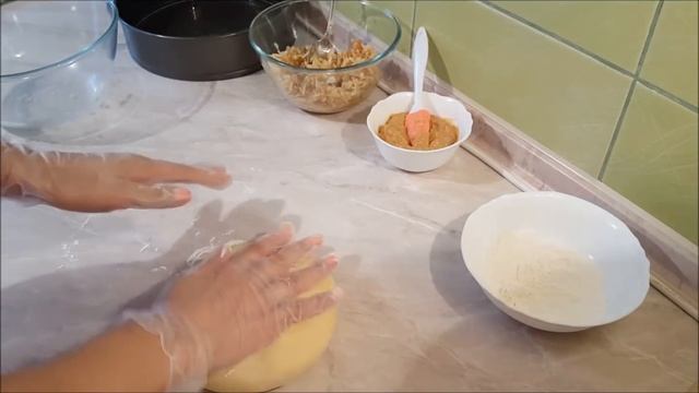 Очень вкусные и нежные булочки с яблоками и варёной сгущёнкой !