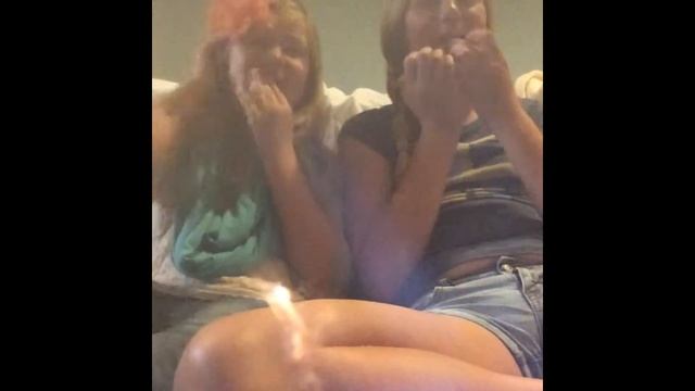 Odd Squadd tries the.... BREAD CHALLENGE. смотреть онлайн