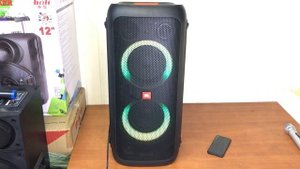 JBL PartyBox 300. Почему ничего не меняется при нажатии убавления громкости и блютус одновременно?