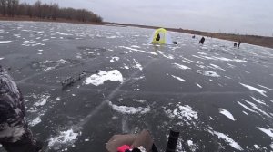 Ловля Крупного Забана на Реке Рыбалка со Льда на Сазана Зимняя Рыбалка в Астрахани 2020