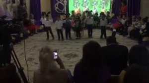 С 8 марта ! Танец муравьев!