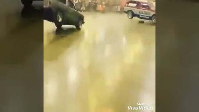 подскажите песню в видео смотреть онлайн