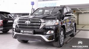 Toyota Land Cruiser 200 Executive black & Executive white. Mayorcars - премиум автомобили в России