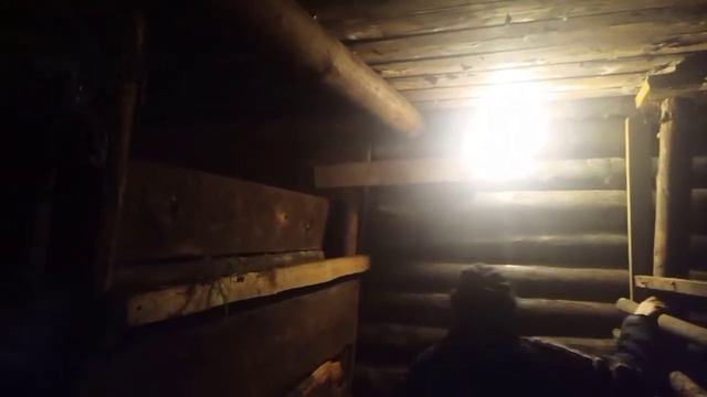 Обрабатываем и красим двор известью.