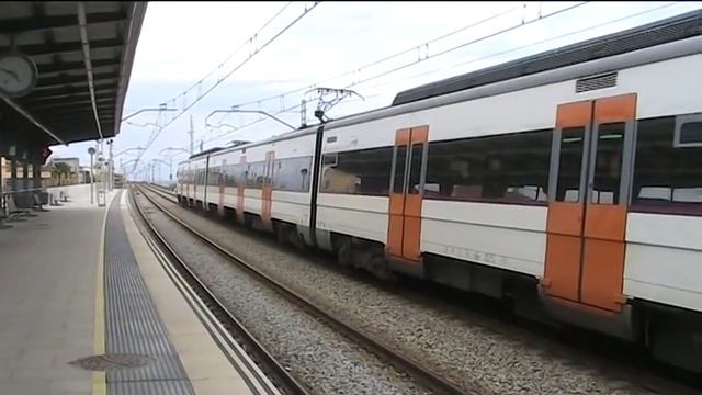 Renfe en Barcelona смотреть онлайн