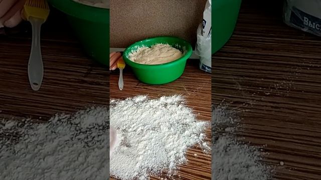 самое быстрое и легкое пирожковое тесто для ленивых.быстро и вкусно.проще рецепта не встречала.