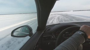Учимся валить по льду на Audi