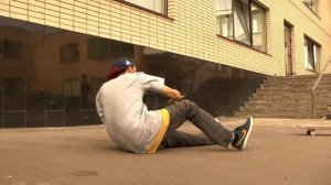 Alesha Bobrov working hard