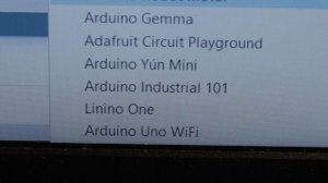 Arduino Uno WiFi — знакомый контроллер с чипом ESP8266 на борту. Железки Амперки