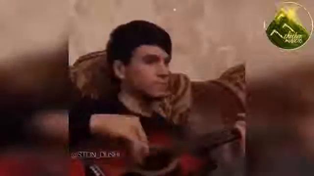 Чечен