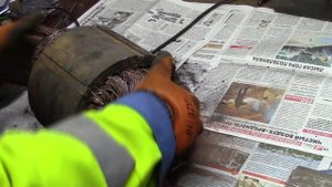 Разборка советского электродвигателя №2. Ускоренная версия.