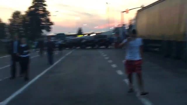 Тимошенко нелегально перейшла кордон смотреть онлайн