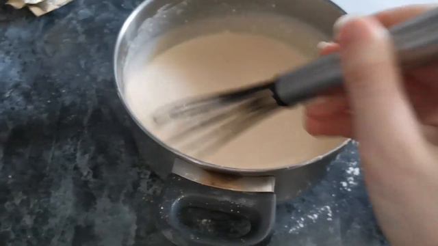 Рецепт блинчиков с молоком готовятся за 15 минут очень вкусные и легкие// Поваренок не ленись #6🧑🏻 смотреть онлайн