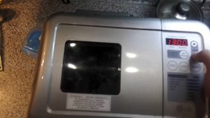 Хлебопечка LG HB- 1002сj