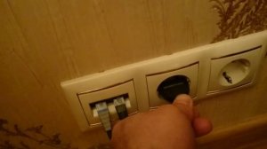 Philips 49 PUS 7909 continuously restarts