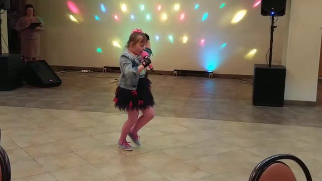 Романюк Лилия - Мне сегодня скучно смотреть онлайн