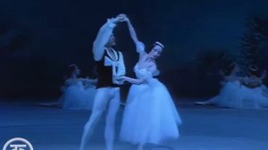 Natalia Bessmertnova   Alexey Fadeechev  Les Sylphides - Waltz