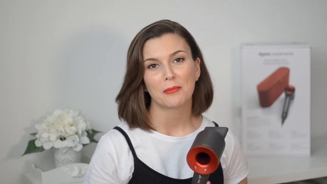 А нужен ли фен DYSON? + Три укладки для каре. смотреть онлайн