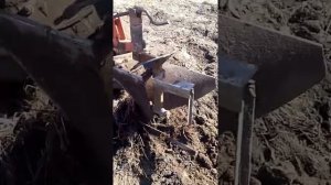 Оборотный плуг для мотоблока. Первая пахота