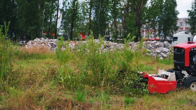 Газонокосилка для высокой травы Митракс.На высокопроходимых колесах!
