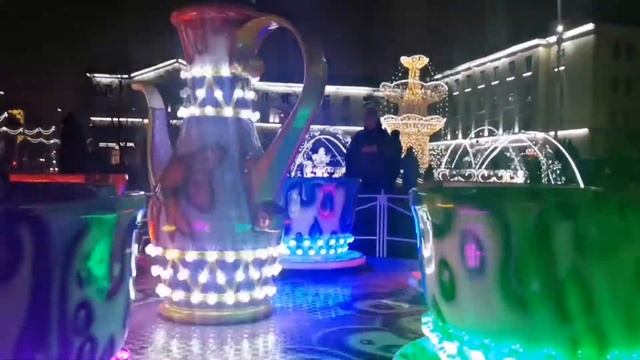 ОБЗОР ПЛОЩАДИ ЛЕНИНА БРЕСТ БЕЛАРУСЬ НОВИНКИЖИВЫЕ АНГЕЛЫ КАК Я КАТАЮСЬ НА ДЕТСКИХ КАРУСЕЛЯХ брес