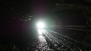 паравоз везёт добычу.mp4