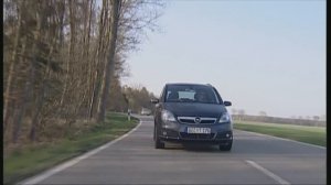 Opel Zafira vs. VW Touran