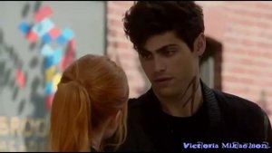 Алек и Клери _ Просто друзья