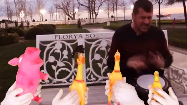Levan Polkka - Bilal Göregen ft Chickens (and Piggy) cover смотреть онлайн