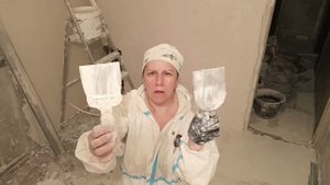 Выравнивание стены штукатуркой