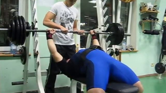 Жим лежа 135 кг смотреть онлайн