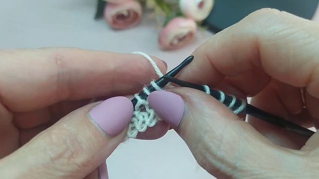 Простой и очаровательный ? ажур спицами с авторскими лицевыми. Узор для женских и детских кофточек. смотреть онлайн