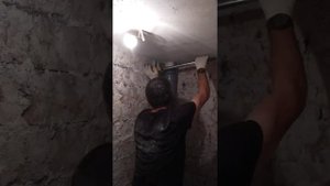 Труба 3/4, плашка и суперсантехник.