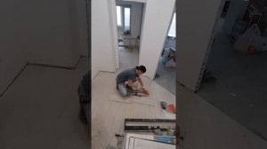 как резать плитку плиткорезом