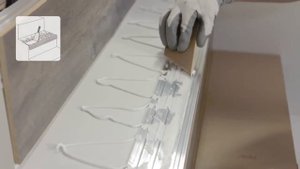 Укладка ламината и профиля Quick Step Incizo на лестницу