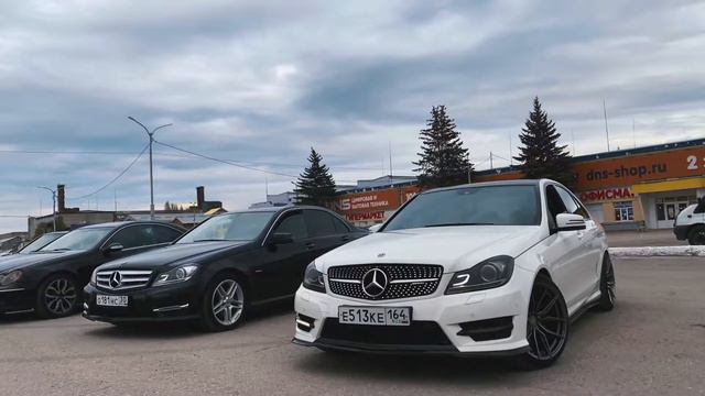 Сходка фанатов марки Mercedes Benz64.