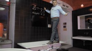 Краш-тест акриловой ванны. Сломается ли ванна из акрила. Тест на прочность акриловой ванны