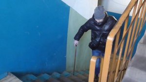 моя жизнь и ходьба  по ступенькам после инсульта.