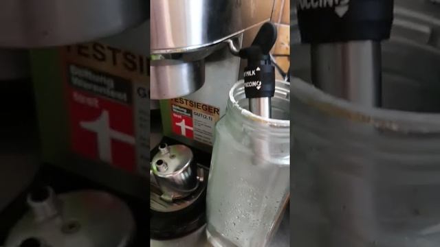 How to clean Caffee Maker Delonghi EC685 / Cách rửa Máy Caffee Delonghi EC685