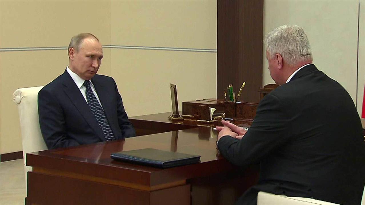 Соблюдение трудового законодательства в России обсудил Владимир Путин с главой ФНПР