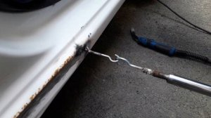 Самый наипростейший обратный молоток из стойки автомобиля,для вытягивания вмятин