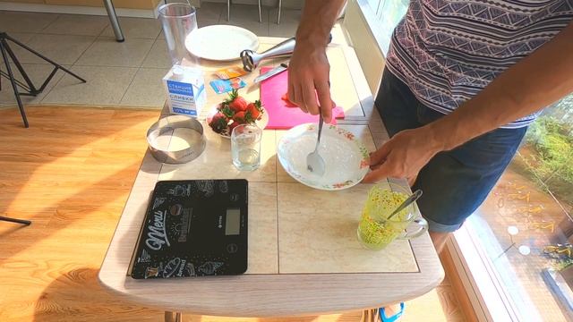 Творожно-клубничный десерт смотреть онлайн