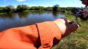 С джигом по реке | Изучение новых мест для рыбалки | Щука на джиг