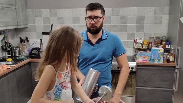Готовим сыровяленую колбасу из свинины и говядины!!!! Новогодняя сыровяленая колбаса!!!