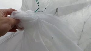 Чем укрыть персики от возвратных заморозков?