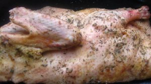 Утка с яблоками в духовке