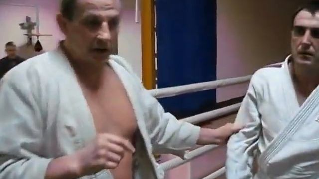 Упражнение для отработки захватов. смотреть онлайн