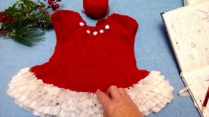Новогоднее платье с рюшами вяжем спицами.Костюм Санты для малышки 3-9 месяцев.