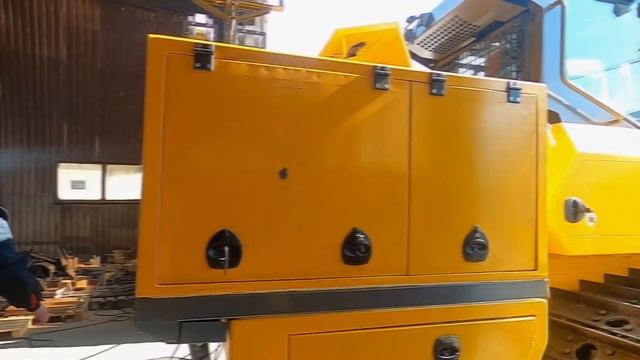 Трактор ДСТ-УРАЛ ГСТ 10 СВ сварочный (Бульдозер D12 сварочный) смотреть онлайн