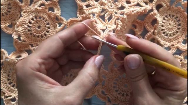 38. Кофточка из мотивов крючком
